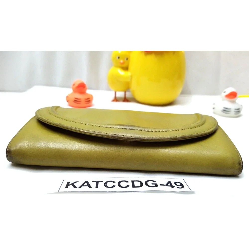 Hobo International Lime Green Yellow Leather Credit Card Bifold Wallet